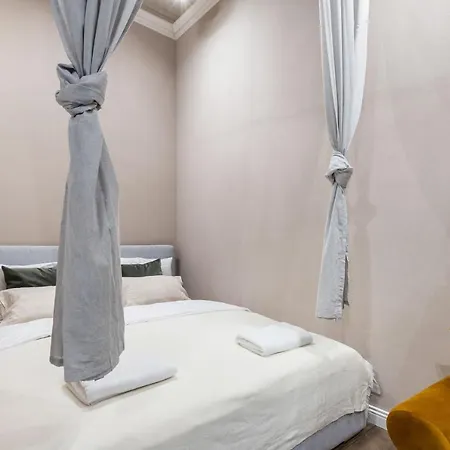 Renaissance Key By Reside Baltic Apartment