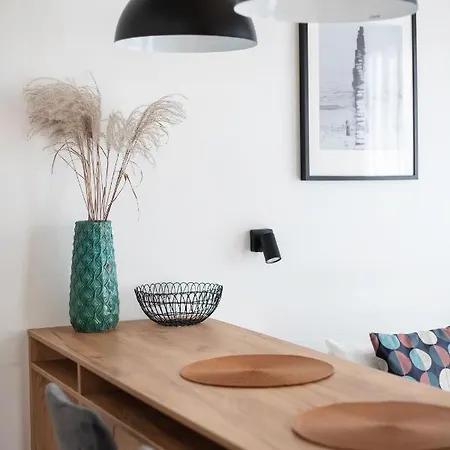 Renaissance Key By Reside Baltic Apartment *