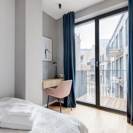 Renaissance Key By Reside Baltic Apartment *
