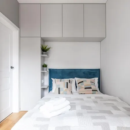 Renaissance Key By Reside Baltic
